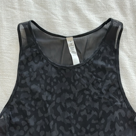Lululemon Patterned Flow Tank Top - Picture 3 of 6